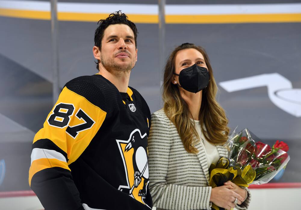 Is Sidney Crosby gay?