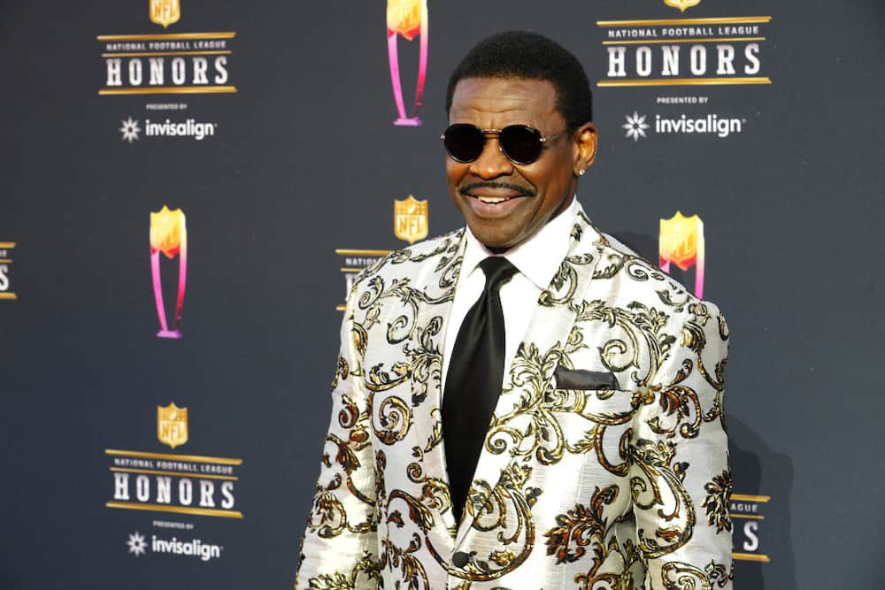 Who is Michael Irvin's wife, Sandy Harrell?