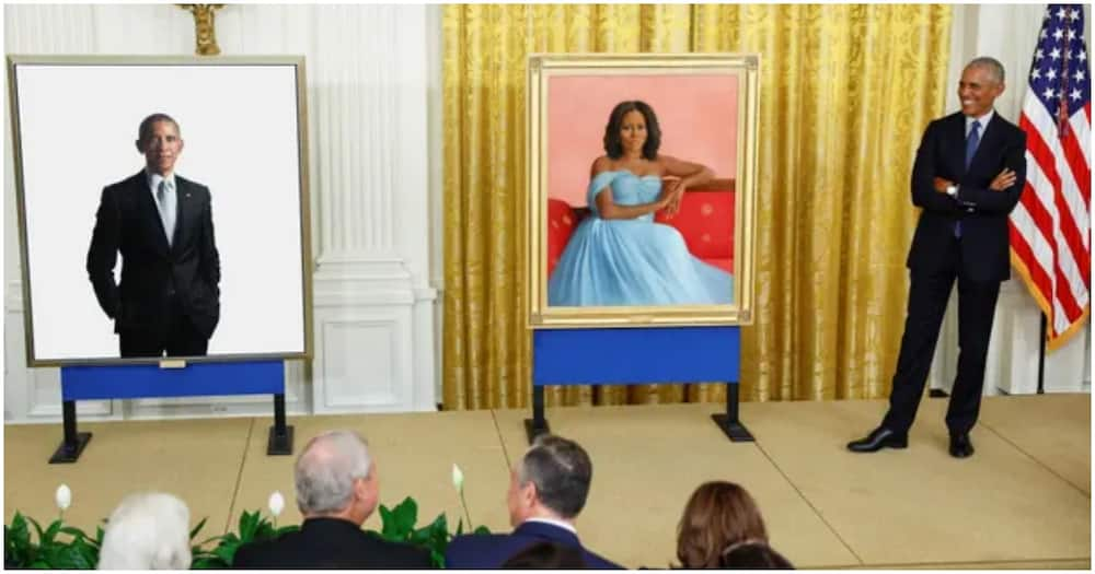 He loved the potrait of his wife more. Photo: Getty Images.