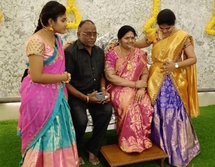Karnataka Man Installs Late Wife’s Statue for Housewarming Party