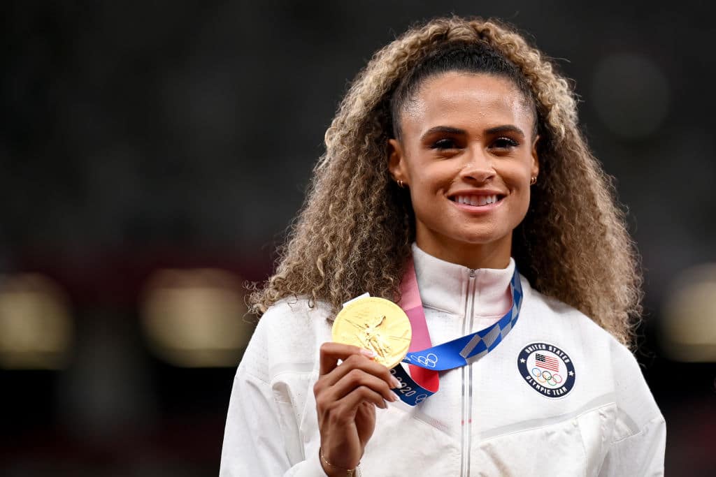 Who is women's 400m hurdles world record holder Sydney McLaughlin's NFL  star husband?