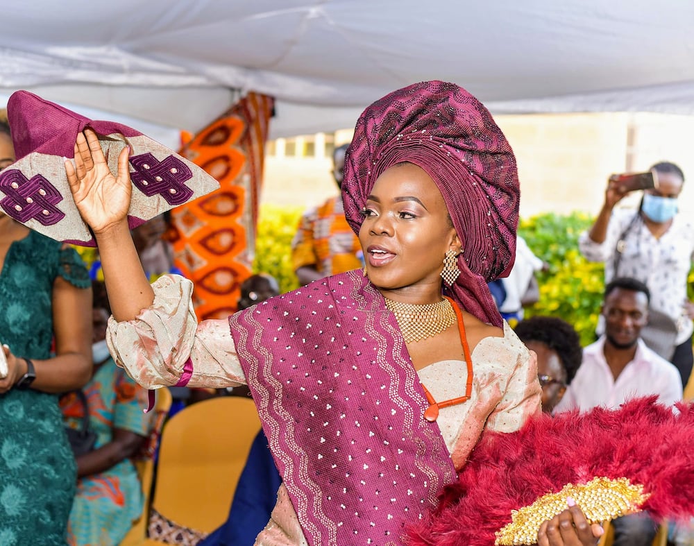Luo bride, Nigerian hubby stun in beautiful African attire during traditional wedding