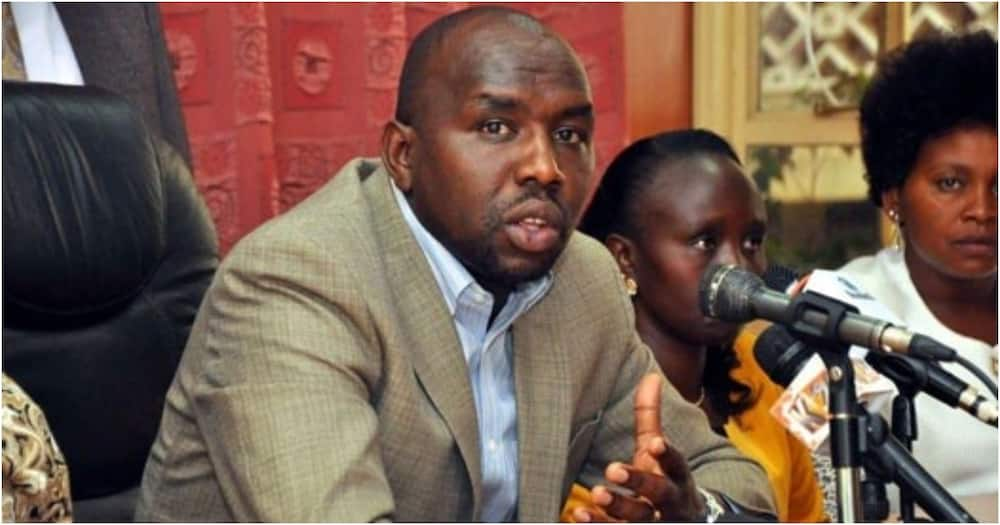 Kipchumba Murkomen says he should be awarded for criticising DCI over KSh 21 billion graft probe