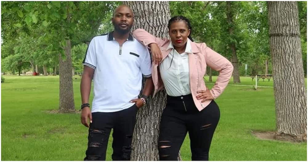 Hesbon Onsembe Onyambu met his wife after he delivered a parcel from his brother. Photo: Hesbon Onsembe Onyambu.