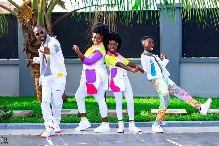 Ghanaian Musician Okyeame Kwame says kids will always love mums more than dads