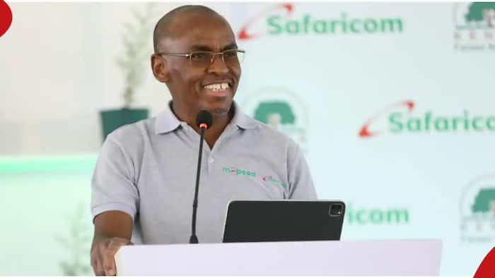 Kenyan Man Begs Safaricom to Restore His Fuliza Loan Limit: "Mtafanya Poa Na Hii Economy"