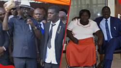 Raila Odinga Donates KSh 1m Cash Money at Burial of Former ODM Senator