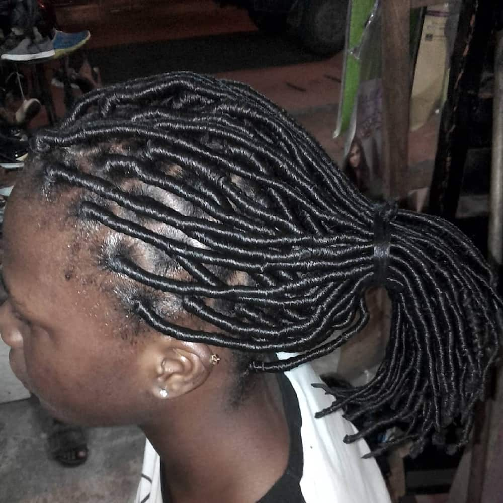 Featured image of post Short Yarn Faux Locs