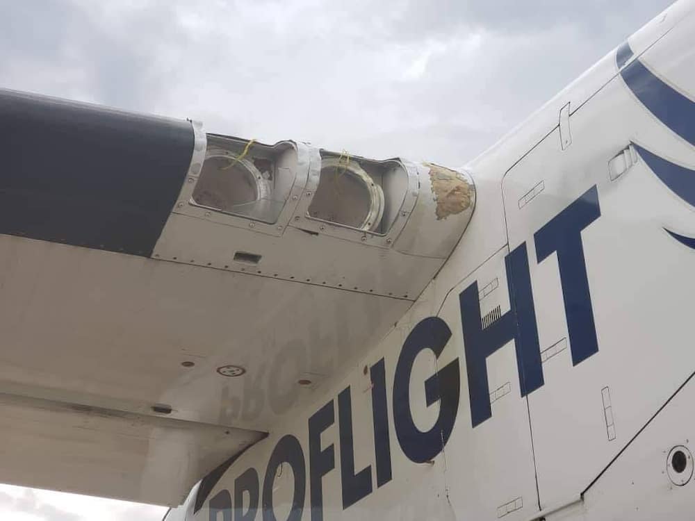 Pilot hailed for safely landing plane struck by lightning, hailstone mid-air