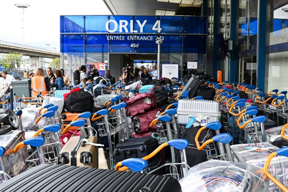 Flights were taking off hours late from Paris Orly airport and without the luggage of their passengers