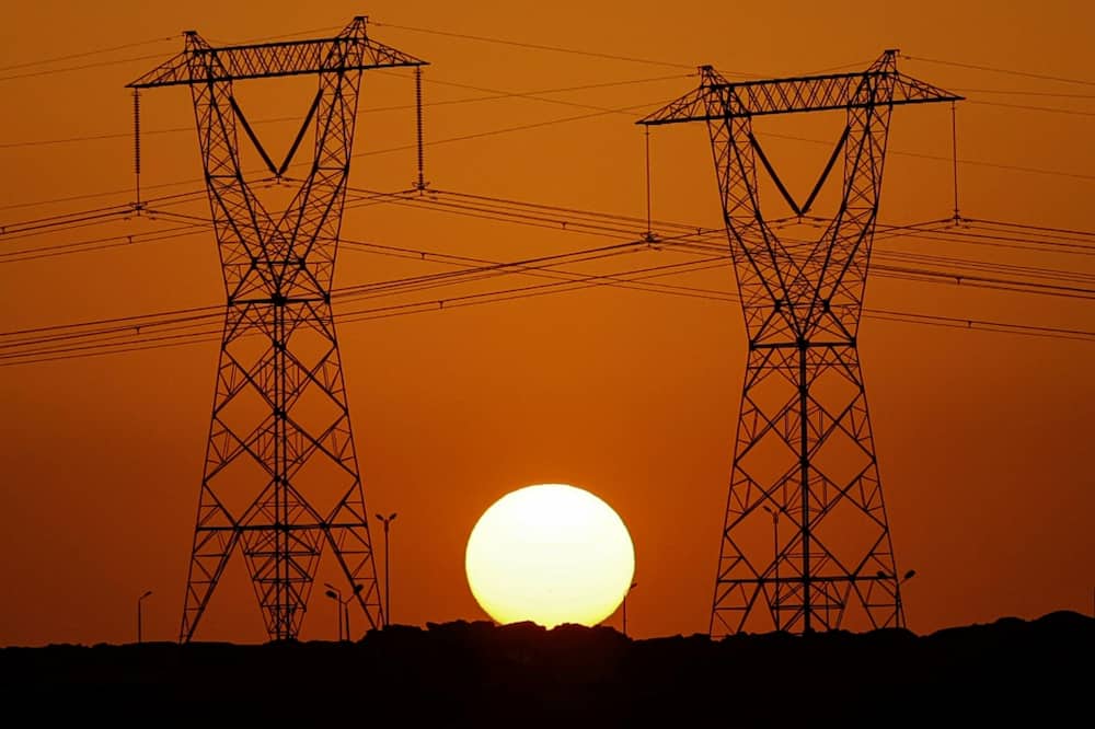 Efforts by the Egyptian government to promote energy saving to help end hours-long power cuts several times a day have drawn ridicule on social media