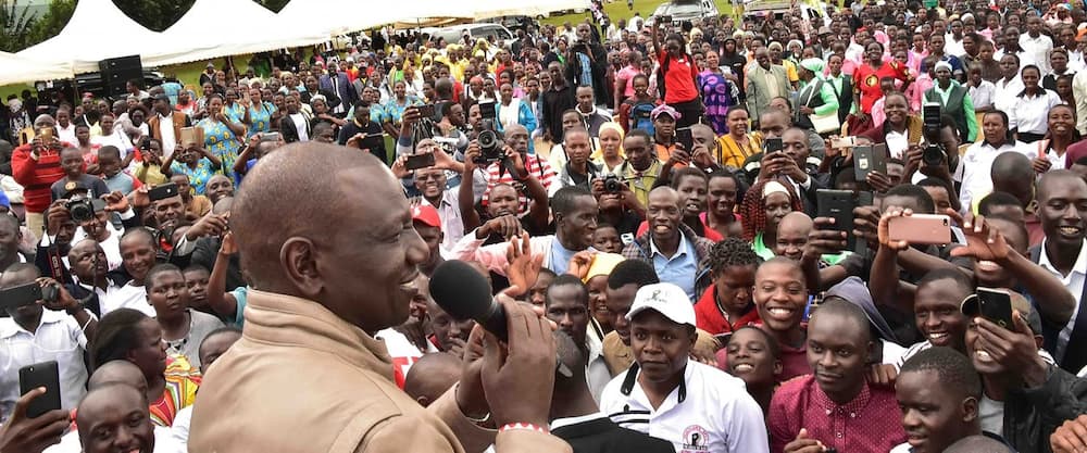 Usalama wa DP Ruto: Jamaa aliingia Hustler Centre bila idhini na kumpata DP kweny mkutano