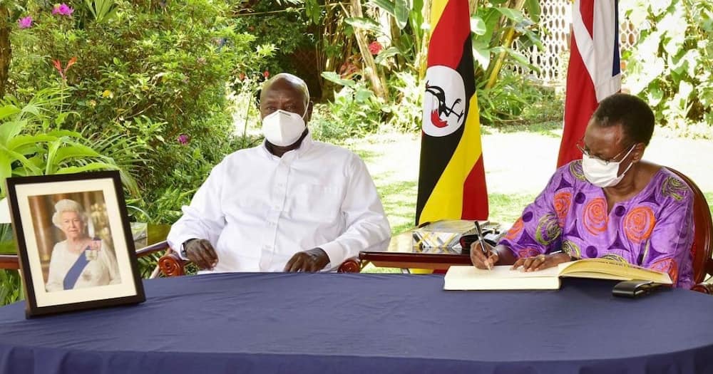 Yoweri Museveni and wife Janet Museveni