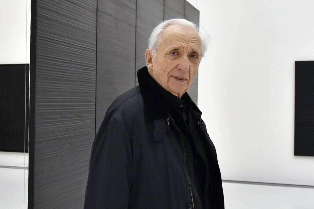 Painter Pierre Soulages, French master of black, dies at 102 - Tuko.co.ke