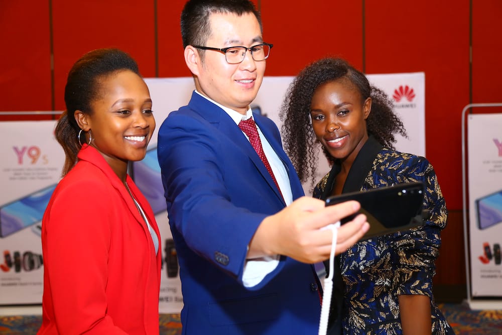 Huawei launches highly anticipated KSh 31k Huawei P9s smartphone