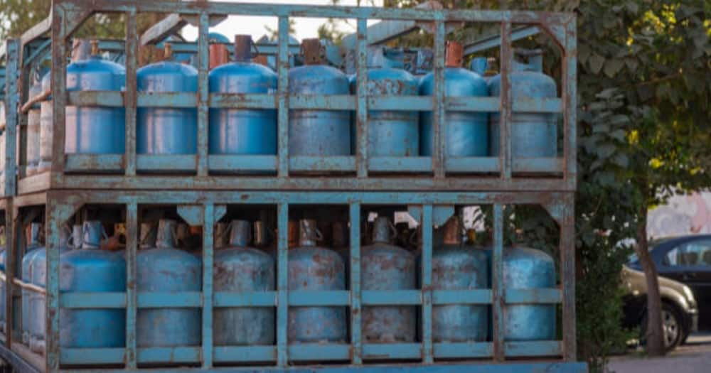 Gas cylinders. Photo: Getty Images.