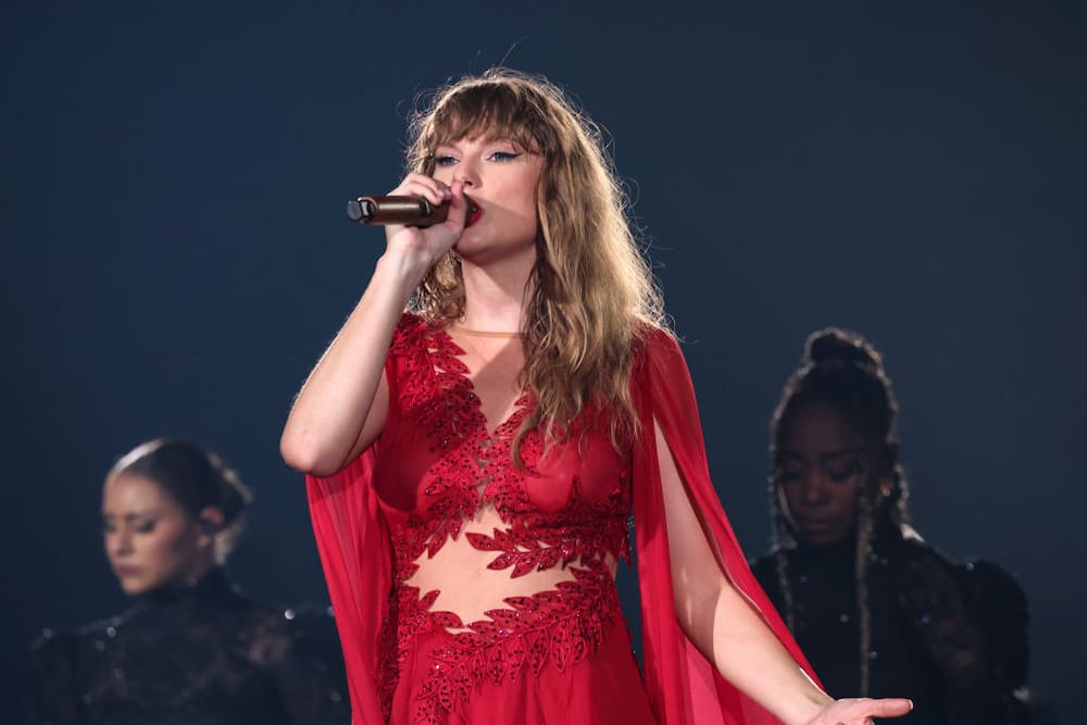 Taylor Swift performs onstage during night four of "Taylor Swift | The Eras Tour" at La Defense on May 12, 2024 in Paris, France.