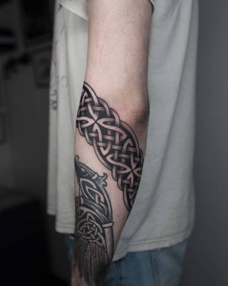 Geometric armband tattoo by... - Skin Machine Tattoo Studio | Facebook