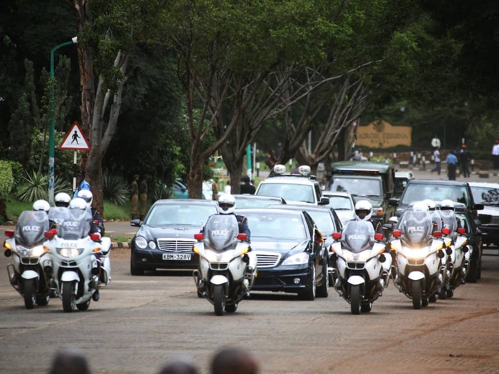 Nairobi man arrested for obstructing Uhuru's convoy to beg for KDF job