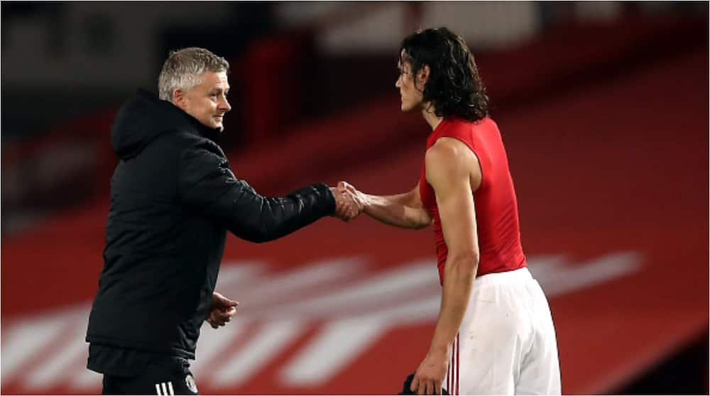 Man Utd Boss Solskjaer Makes Promise to Edinson Cavani to After Remarkable Performance Against Roma