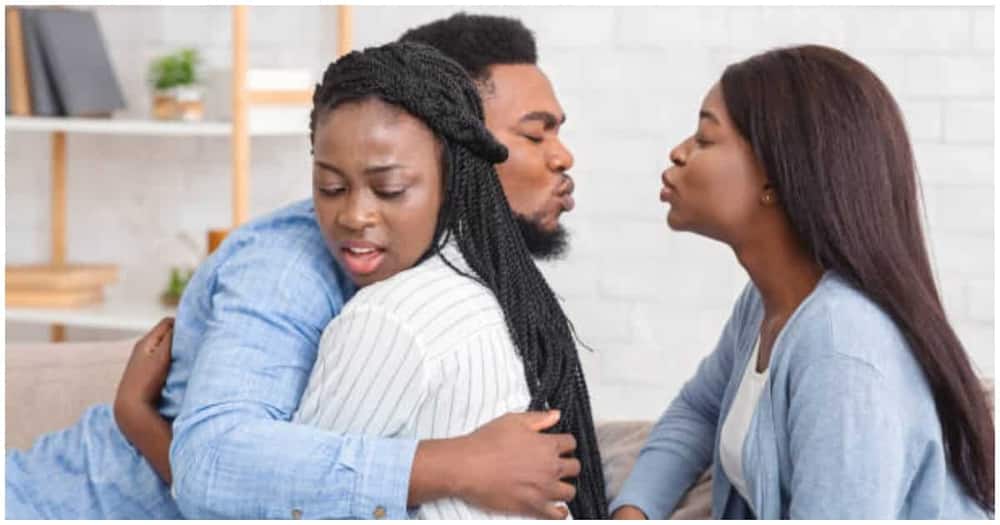 Lady confesses she is pregnant with the husband of her best friend.
