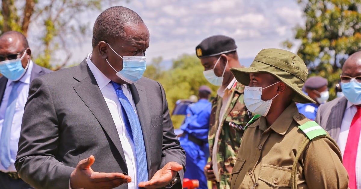 Waziri Matiang’i Awaonya Polisi Dhidi ya Kuchumbiana Kazini ▷ Kenya News