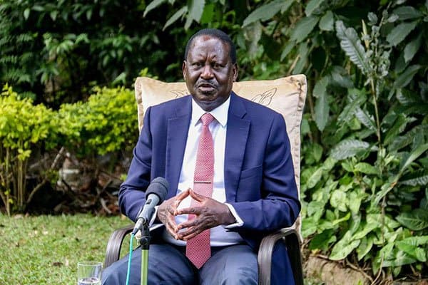 Raila akanusha madai alifanya mkutano usiku na Gavana Waiguru