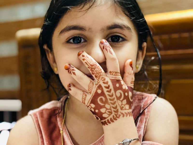 Festival Special| 2 Most Beautiful Simple Mehndi Design for Kids|Mehndi For Small  Girls |Kids Mehndi - YouTube