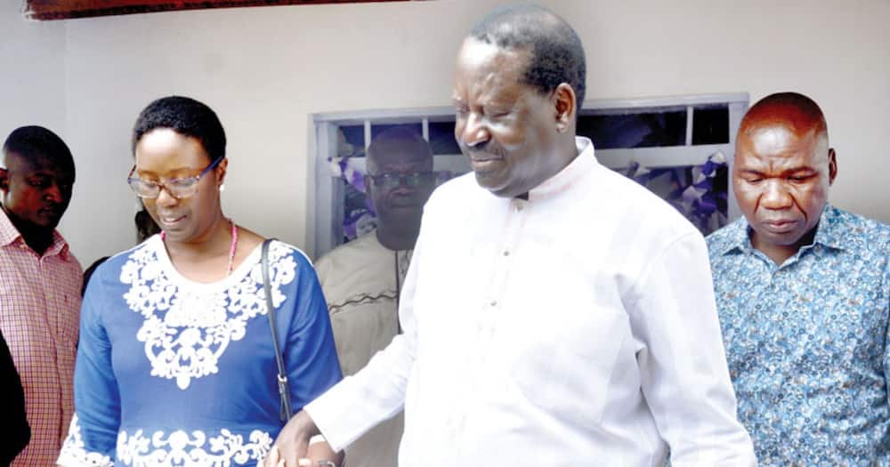 Raila Odinga in Indian Hospital for Daughter Rosemary's Eye Treatment