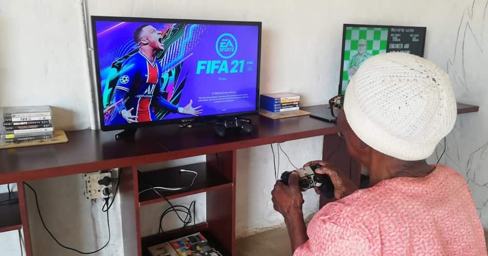 Bhut Fezile is back with another post about his gaming gogo.
