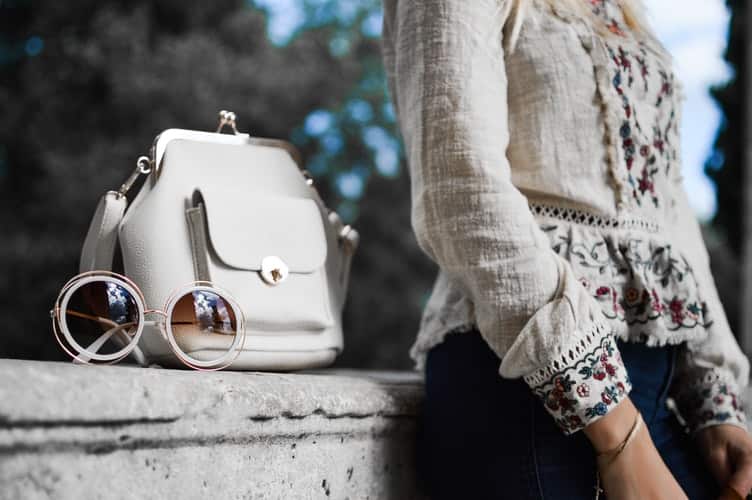 88 Handbag Quotes for the Perfect Instagram Caption
