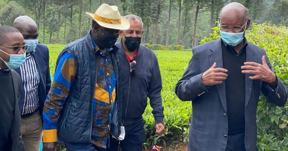 Raila Odinga (Centre in floral shirt and round hat), SK Macharia (right) Mwangi wa Iria (left) and SK Macharia (far right) during musicians' concert organised and hosted by SK Macharia. Photo: ODM