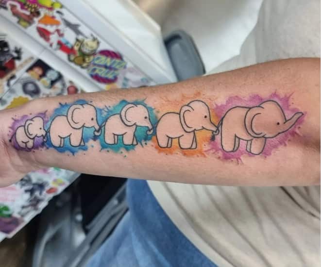 Hannah_ Ruth on Instagram: “Lil elephant family so tiny the detail #tattoo  #tattooed #tattoos #tattoostu… | Elephant family tattoo, Family tattoos, Elephant  tattoos