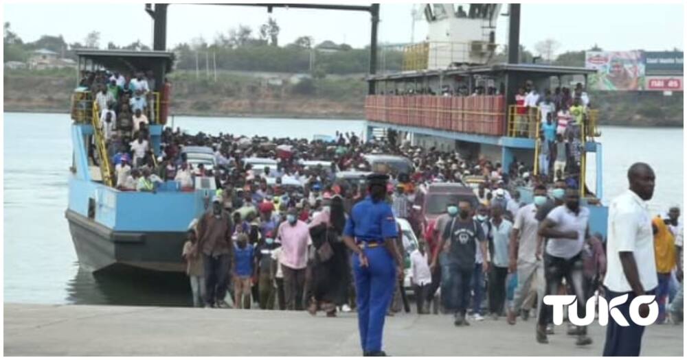 Gov't has urged Mombasa residents to use Liwatoni footbridge to ease pressure on ferries.