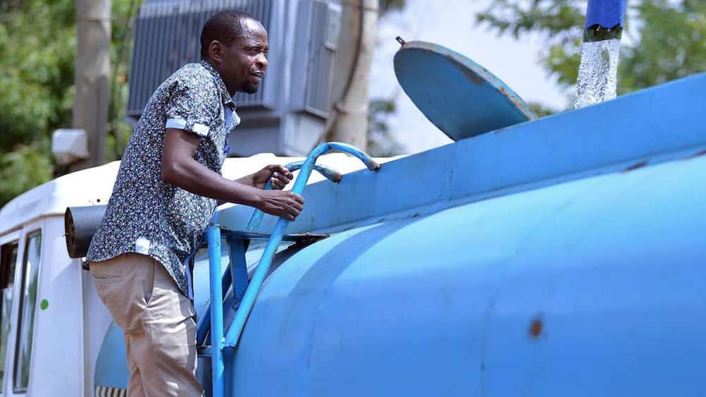 Kenyan man who supplies drinking water to wild animals in Tsavo receives State honor