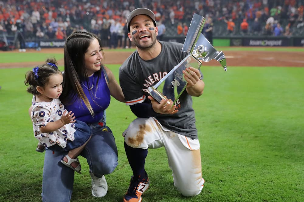 Jose Altuve's wife Nina Altuve 