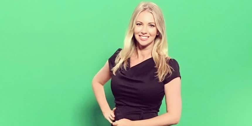 Toyota spokeswoman Laurel Coppock's bio: age, measurements, net worth, baby  