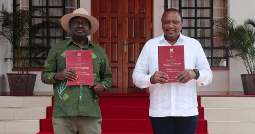 Former prime minister Raila Odinga (l) and President Uhuru Kenyatta(r). Photo: State House Kenya.