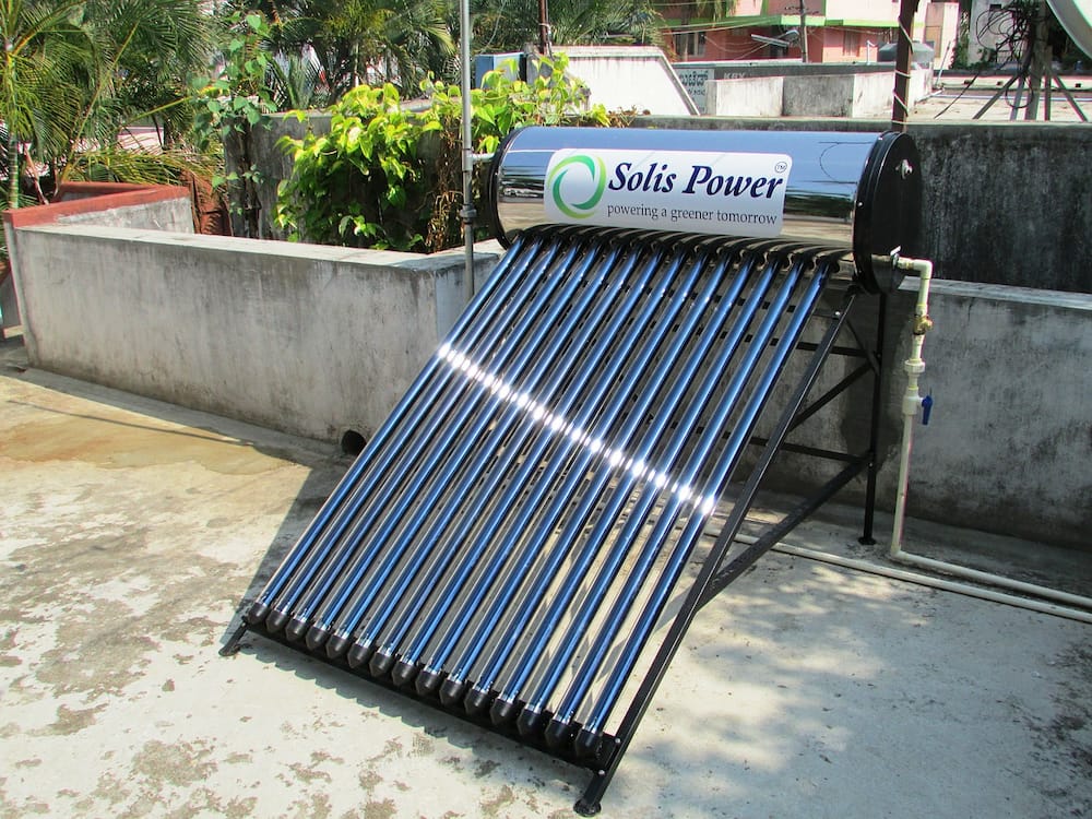 Solar water heater Kenya: types, prices and installation cost