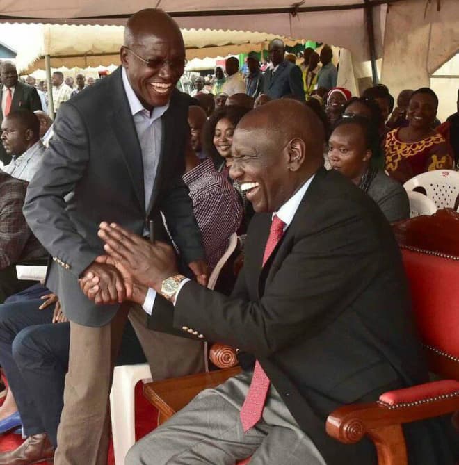 Khalwale amuonya Raila, amwambia asahau kura za Waluhya 2022