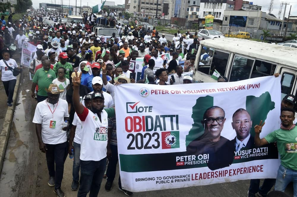 Supporters of Labour Party candidate Peter Obi say he presents an alterantive to the two main Nigerian parties