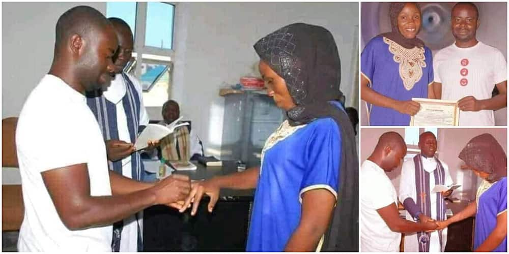 Nigerian couple tied the knot inside pastor's office wearing casual clothes. Photo: Photo Credit: Jokotolajesu Oluwaseun David.