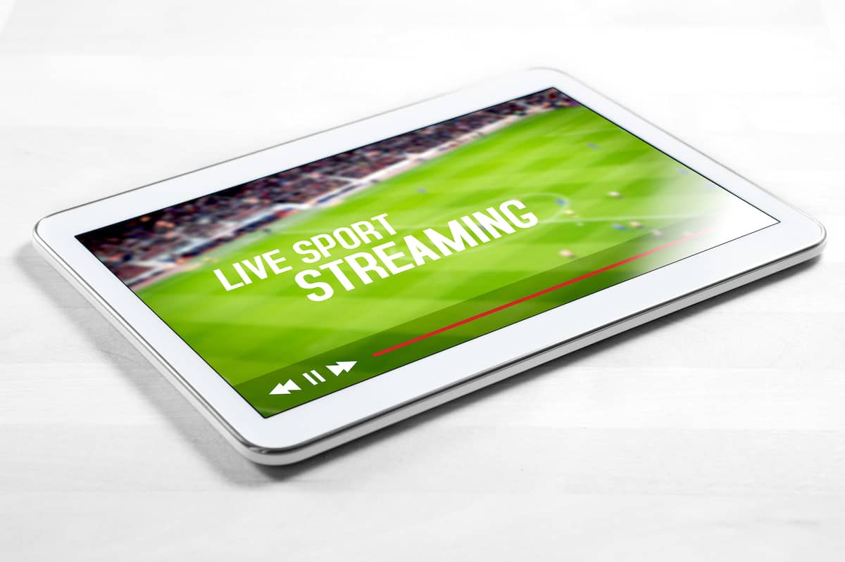 site to watch live football on laptop