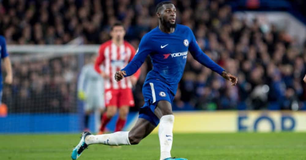 Tiémoué Bakayoko wakati wa mechi ya UEFA kati ya Chelsea na Atletico Madrid uwanjani Stamford Bridge mnamo 2017. Picha: Sebastian Frej.