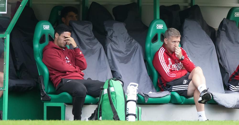 Mikel Arteta cuts a dejected face during an Arsenal match. Photo: Getty Images.