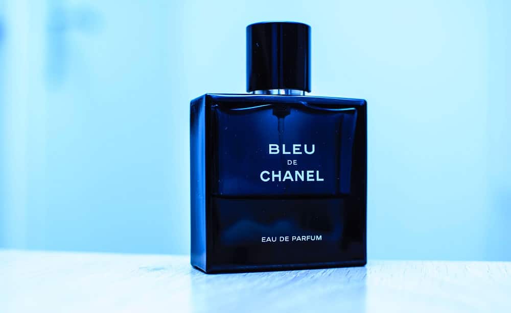 What are the best perfumes for men that last long?
