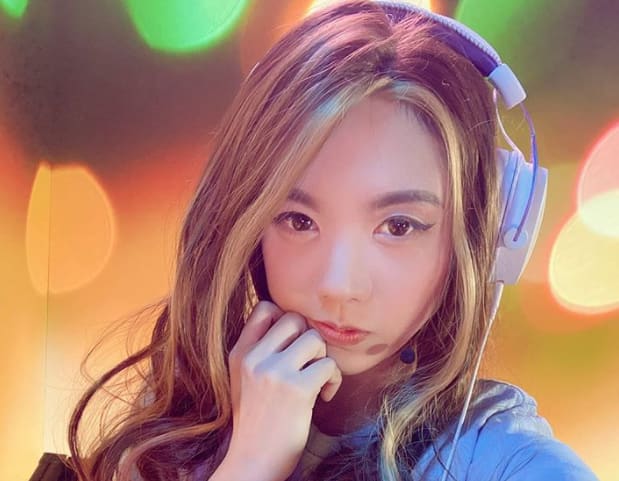 Pink Sparkles bio: real name, boyfriend, Twitch ban, net worth 