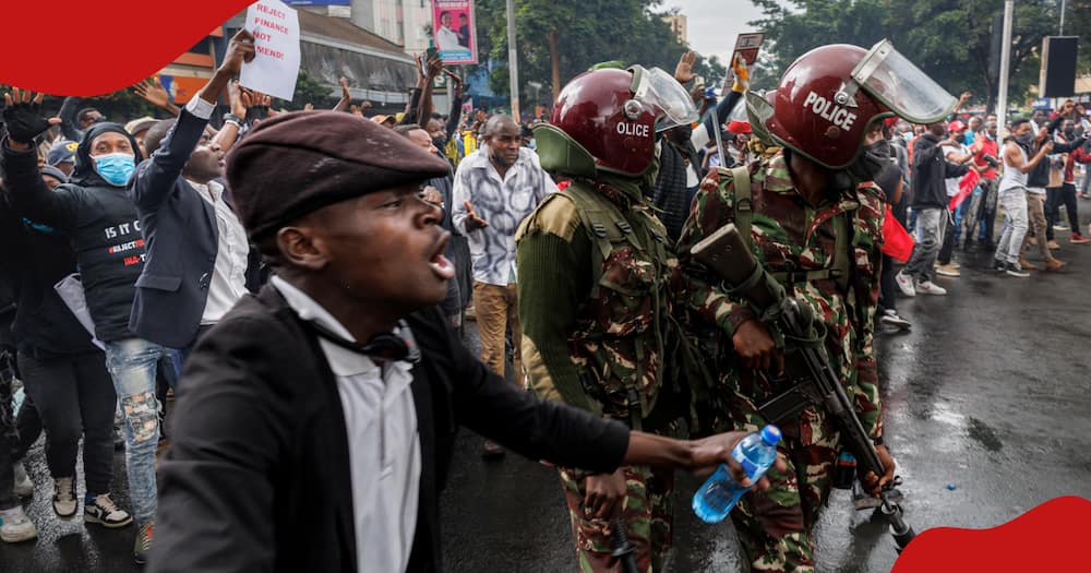 Protesters and police on one of the streets in Nairobi.