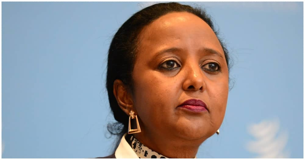 Amina Mohamed Amshukuru Martha Karua kwa Kumfariji na Wanawe Kufuatia Kifo cha Mumewe