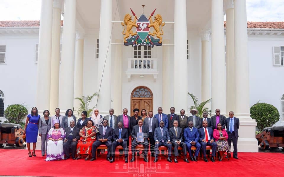 Uhuru honours Raila Odinga allies, ignores Tanga Tanga on presidential awards